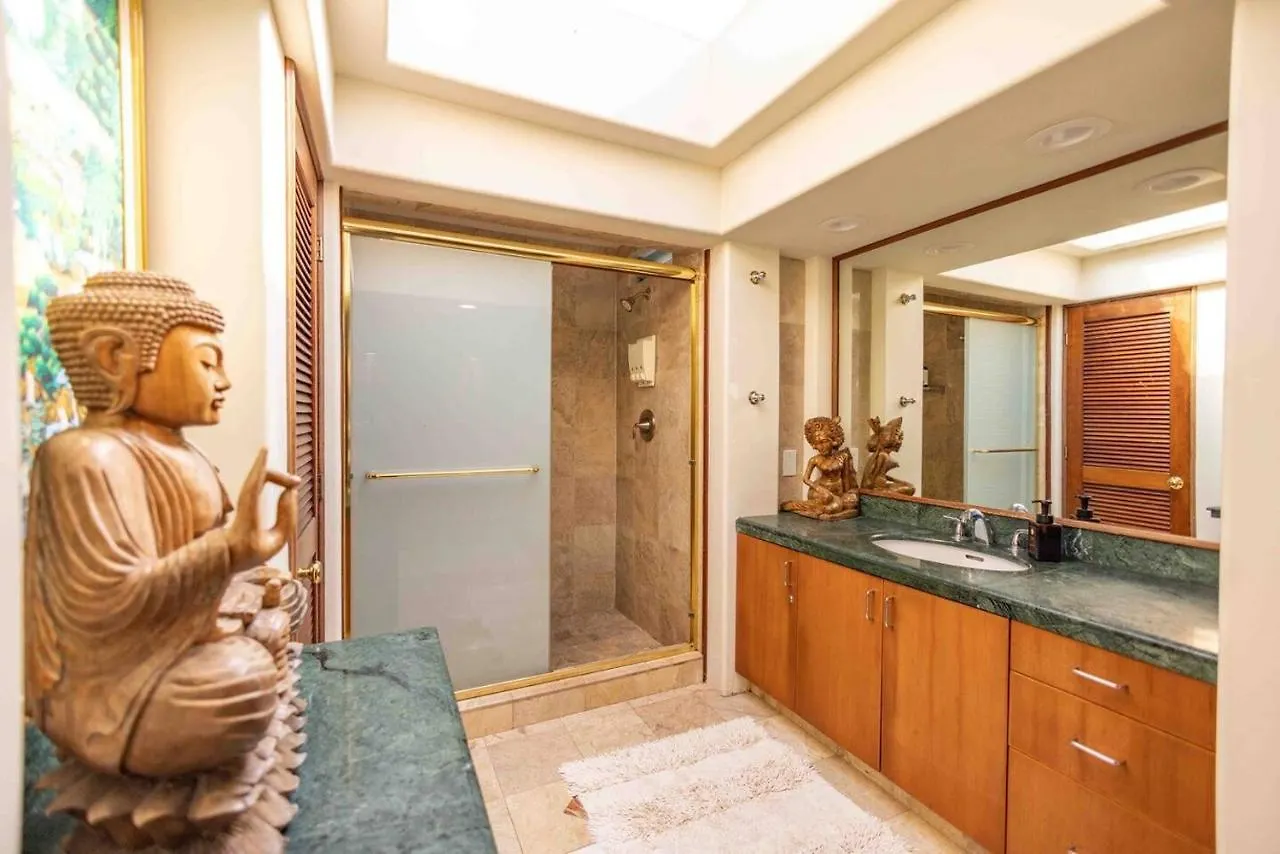 Jasmine Suite On Lush Farm In Haiku, Maui Jungle Huelo Chalet